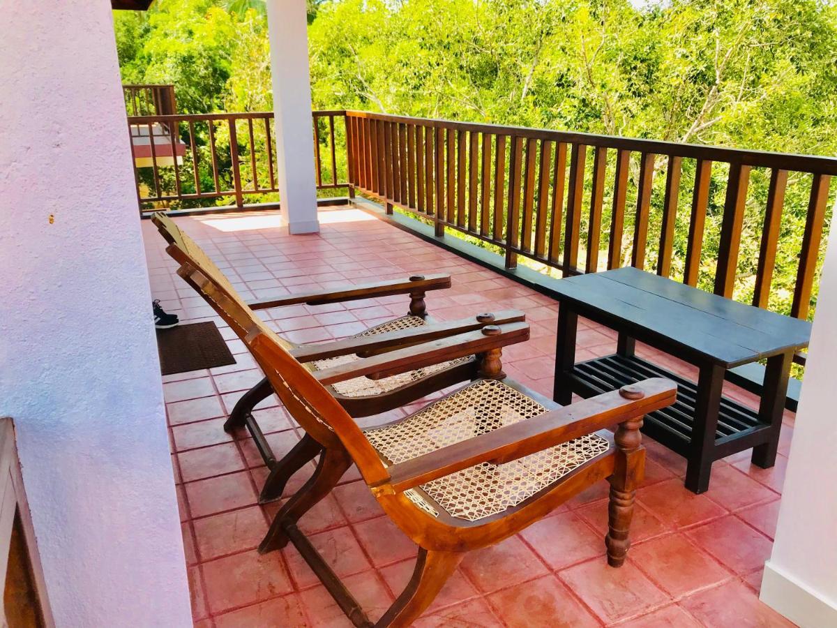 Ashansa Lagoon Resort Tangalle Exterior photo